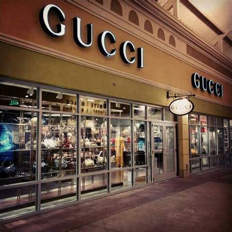 where is the Gucci outlet